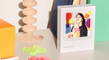 Polaroid Hi-Print 3x3 便攜相片打印機展示方形相片