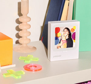 Polaroid Hi-Print 3x3 便攜相片打印機展示方形相片