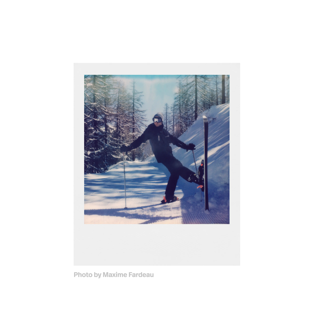 Polaroid Color 600 Film – White Frame – product view 5